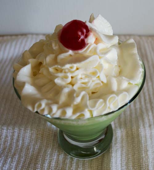 Craving a McD’s shake? Well, here’s a copycat shamrock shake recipe … with matcha! I think Shamrock Shakes were on my brain because of St. Patrick’s Day, and also everyone in my house was talking about how McDonald’s changed their shakes into “gourmet” shakes, which just means that they get to charge you 3x more than they previously did for exactly the same thing. It has a bit of peppermint, too. This knockoff is so good, you don’t need to leave your house. #StPatricksDay