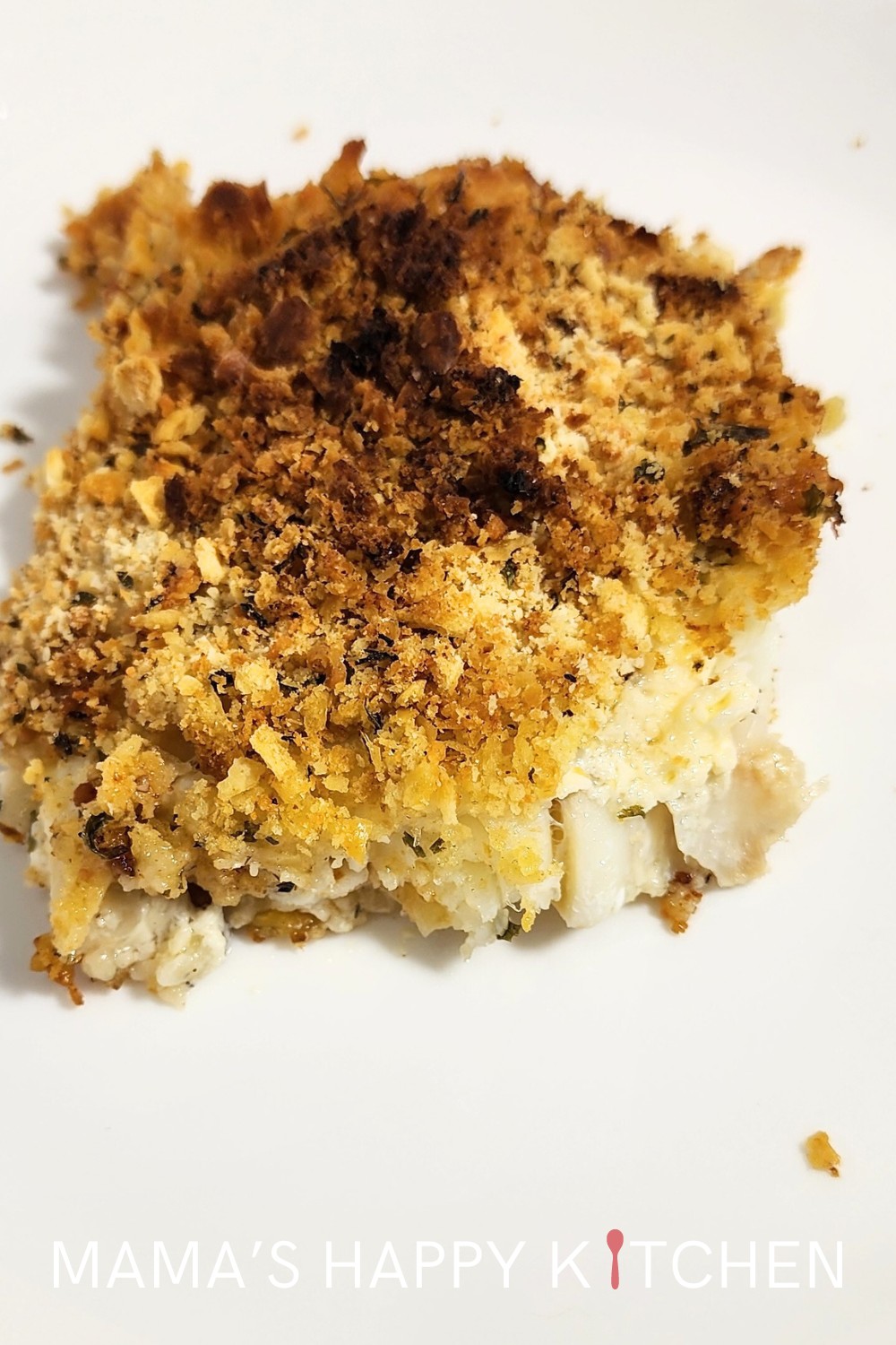 This Healthy New England Baked Scrod with Saltines recipe is perfect for those evenings when you want something special without spending hours in the kitchen. I use an old-school saltine cracker crust, but you can use any kind of topping: oyster crackers, Ritz, or, hold your hats, Cheerios. Yes, Cheerios! It sounds wild, but it works. A quick mix, a spread, a sprinkle, and into the oven it goes. Before you know it, you're pulling out a bubbling, aromatic dish that's sure to impress.
