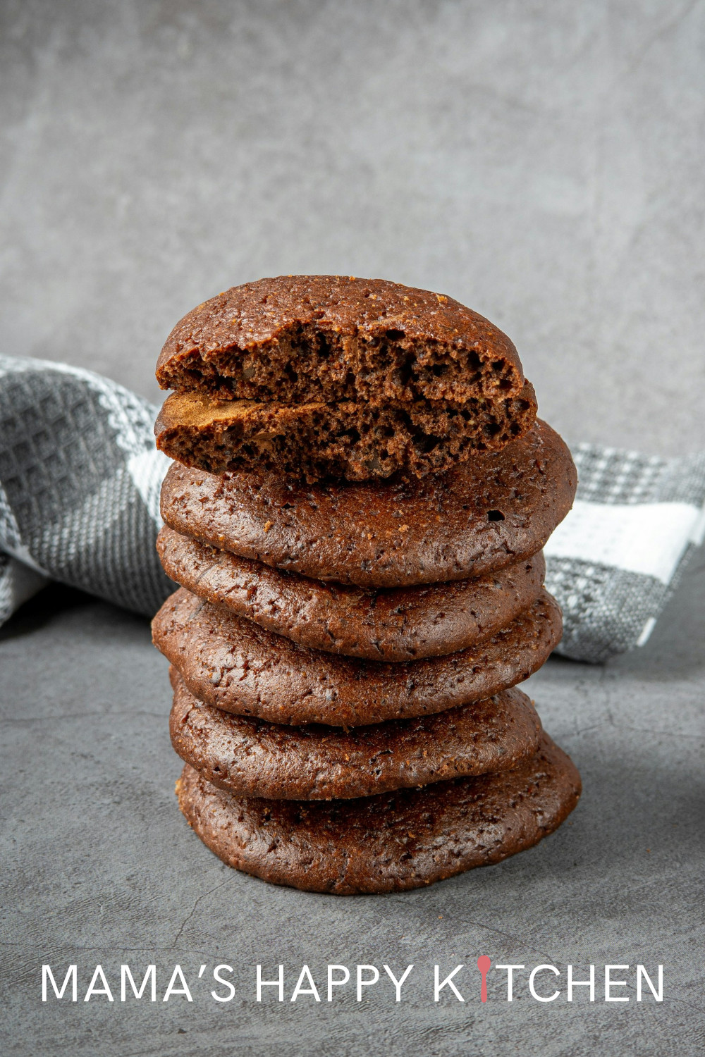 This easy recipe for dark chocolate cookies from brownie mix are so delicious. Chewy like a cookie and fudgy like a brownie. This hybrid is easy to make and is absolutely delicious. If you love both cookies and brownies (like me), then I think you will love this recipe. I love brownies for their rich flavor, chewy edges, and fudgy centers. I also love chewy cookies with chocolate chips. Add some dark chocolate and voilà, you got yourself a delicious brownie cookie! Serve with some ice cream. :)