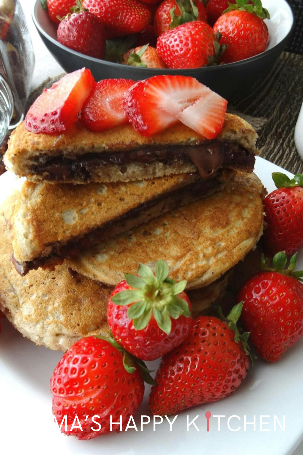 Today, I made something super different from all my previous pancake recipes and Tiramisu, This is a great mix between Tiramisu and pancakes, This Tiramisu Pancakes are so delious with the great taste of cream and pancakes. If you want to make something unusual with your pancakes, these tiramisu Pancakes are perfect for you. So in this recipe, I will show How I made these Tiramisu Pancakes, some tips, and great pairings with them, so let's start.