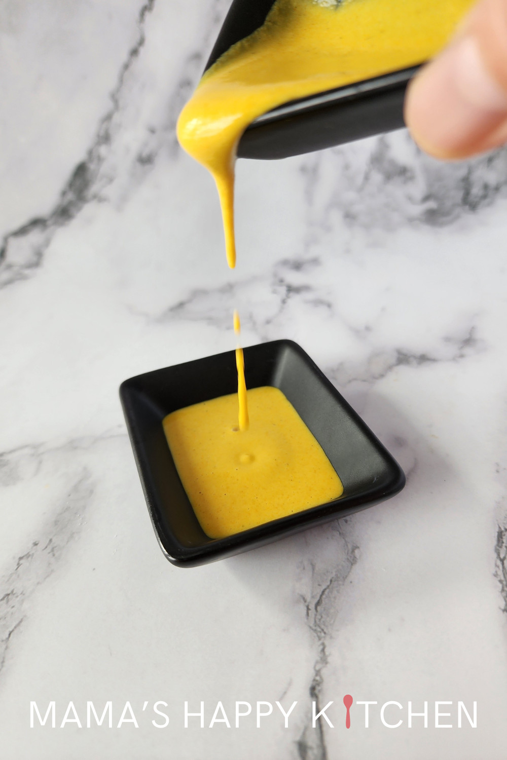 I'm a little late for Chinese New Year, but I thought I'd write about how to make hot Chinese mustard. This is an easy homemade sauce recipe to make. The Husband loves this hot mustard on his eggrolls and fried rice, but our local Chinese restaurant is really stingy with the sauces. Even though I love their food, sometimes I go out of my way to another restaurant that does give me the hot mustard packets that he loves. Well, no more. Never be without this delicious spicy mustard again!