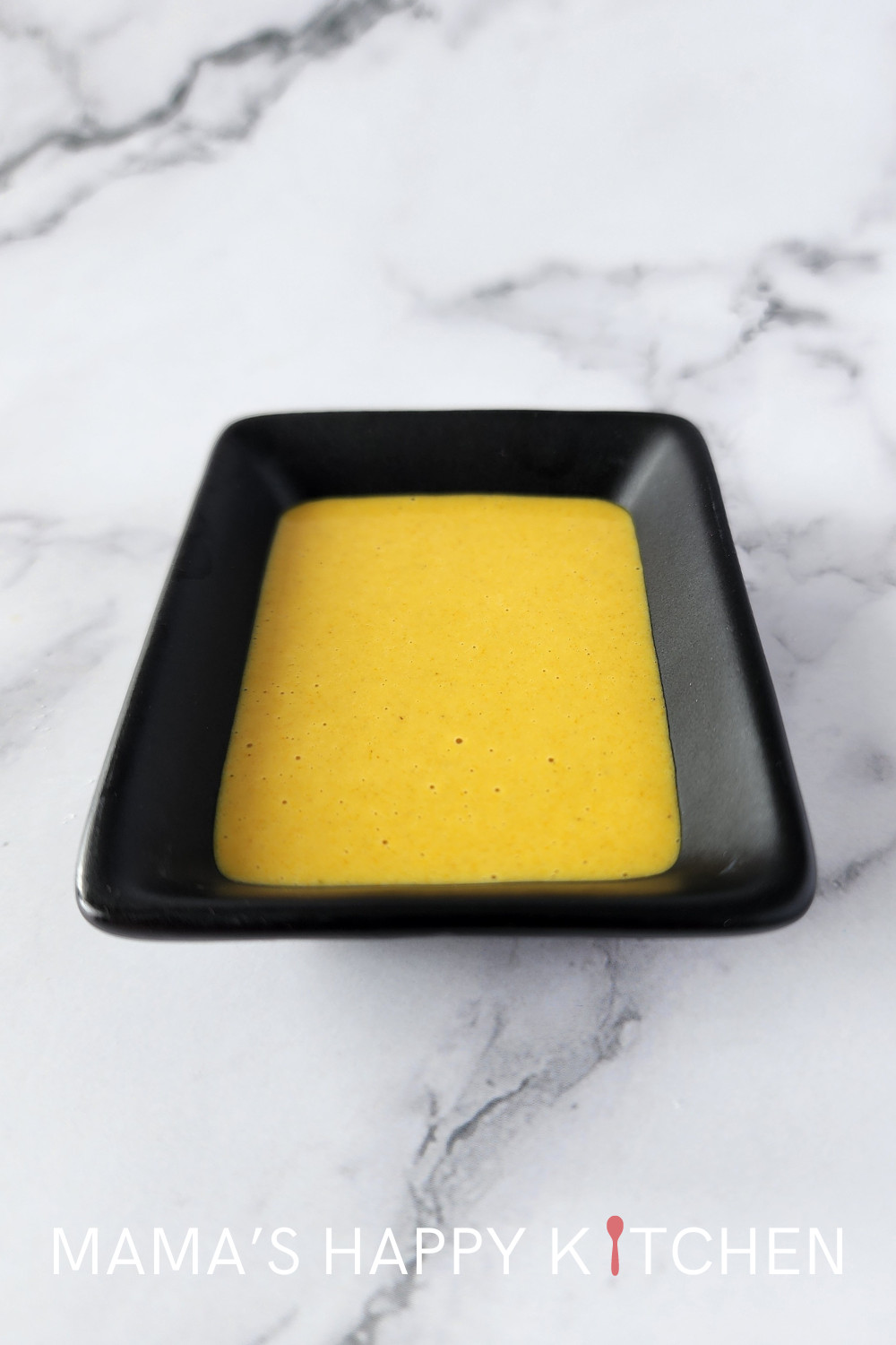 I'm a little late for Chinese New Year, but I thought I'd write about how to make hot Chinese mustard. This is an easy homemade sauce recipe to make. The Husband loves this hot mustard on his eggrolls and fried rice, but our local Chinese restaurant is really stingy with the sauces. Even though I love their food, sometimes I go out of my way to another restaurant that does give me the hot mustard packets that he loves. Well, no more. Never be without this delicious spicy mustard again!