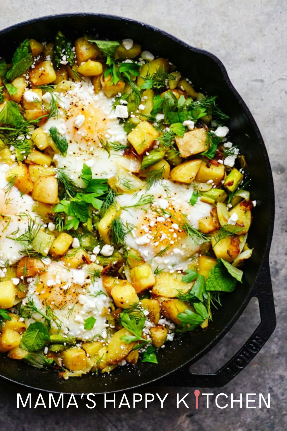 During the busy weekdays, I try to eat a quick and healthy breakfast meal. But on the weekend, I like to slow down a little. I love the extra time that I have during these mornings and sharing a meal with my family. This breakfast scramble is easy to make, is filling, and is still healthy. I didn't include any of the typical breakfast meats like bacon or ham, but you can add whatever you want (even if it's not healthy haha). You can also substitute sweet potatoes if you'd rather, too.