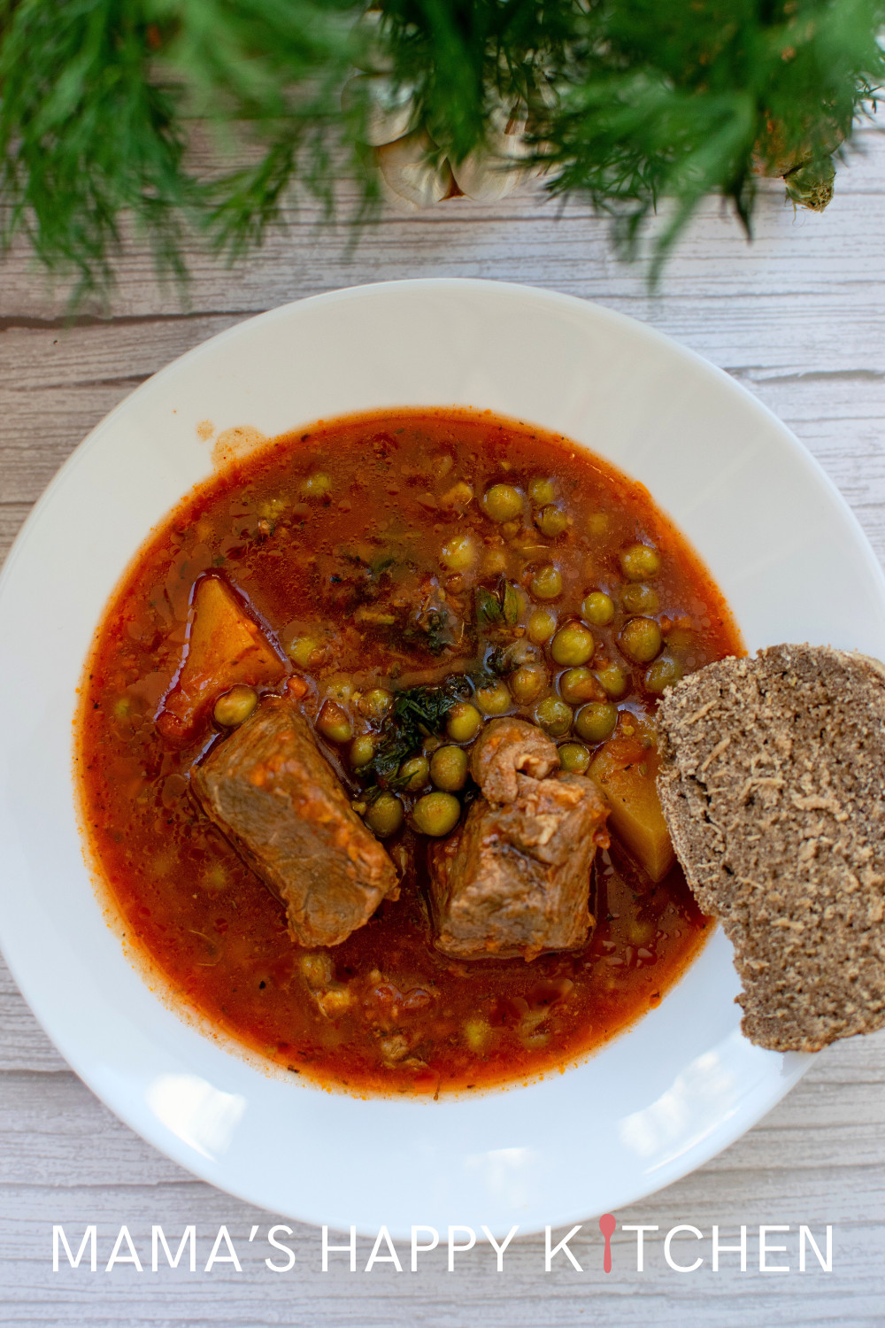 This veal stew recipe with potatoes and peas is a nutritious and delicious. I have a love affair with soups and stews. Throw me up some of that liquid yumminess with a good bread, and I am in culinary bliss. Veal is a lean meat, which makes it a great stew candidate. 여러분 (everyone in Korean), this meat is so tender that it breaks apart with your fork. Add the potatoes and peas, and gently bake at a low temperature. Cook in a Dutch oven, a cast iron pot, or in a slow cooker for a delicious meal.